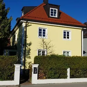  Appartamento Helle Und Ruhige Dachgeschosswohnung Germania