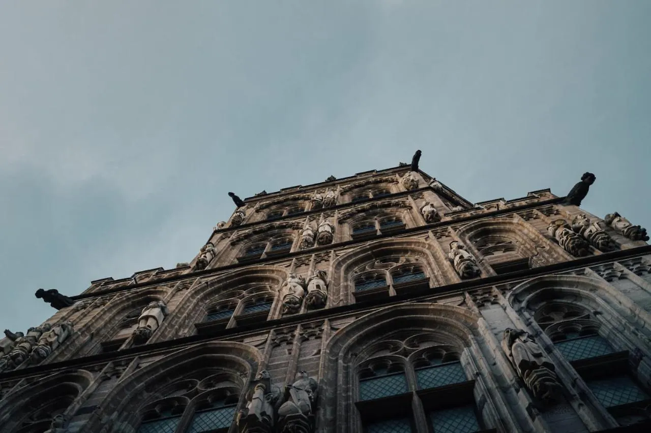 Legend Hotel Colonia