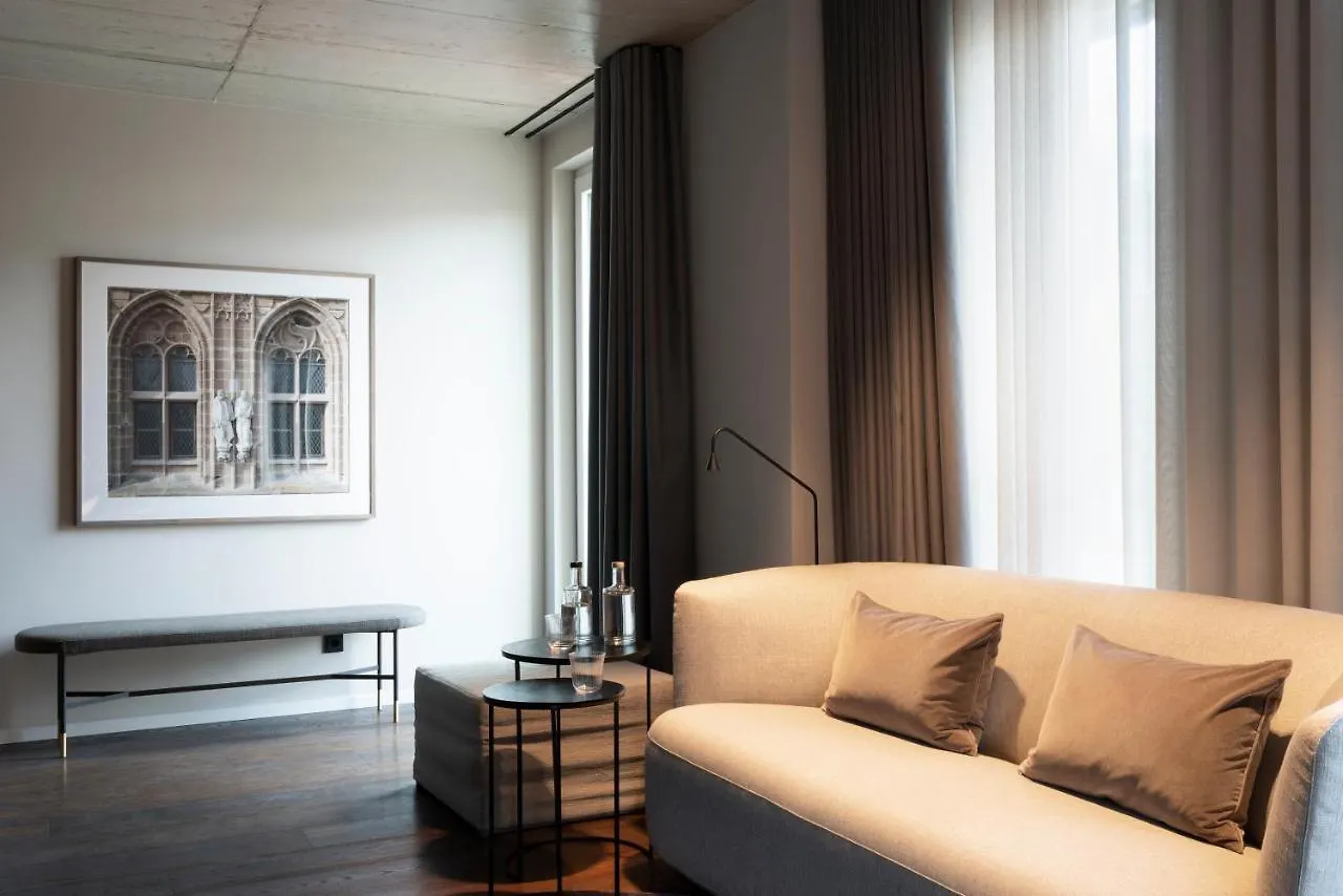 Legend Hotel Colonia 4*,