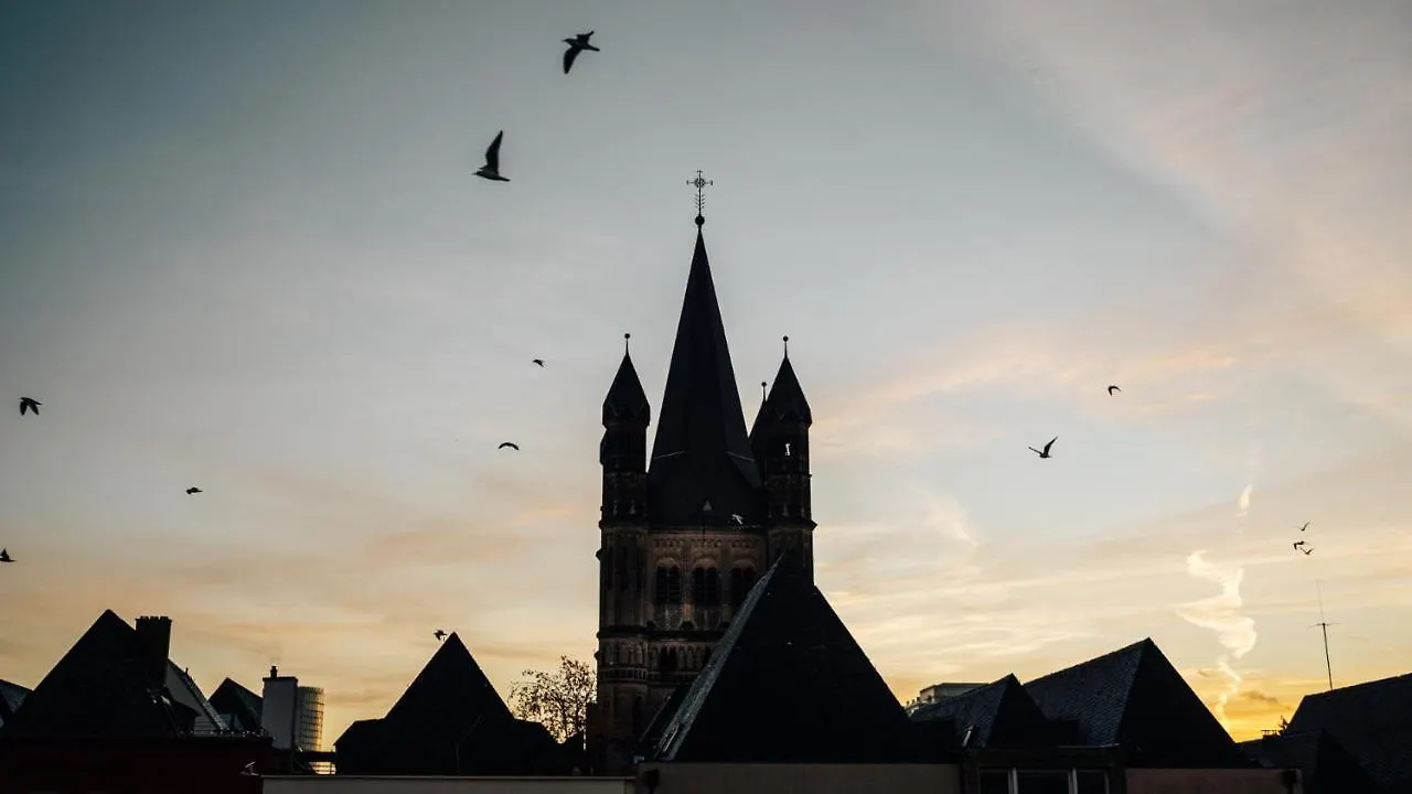 Legend Hotel Cologne